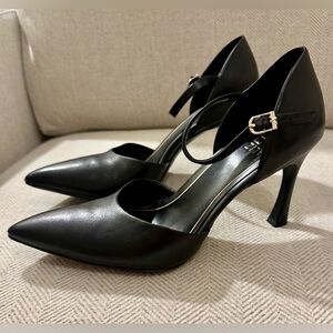 Naturalizer Black Women's Heels with Strap